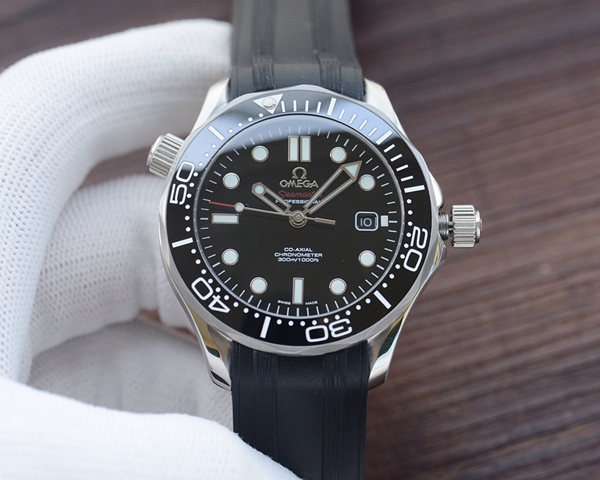 オメガ時計正面デザイン